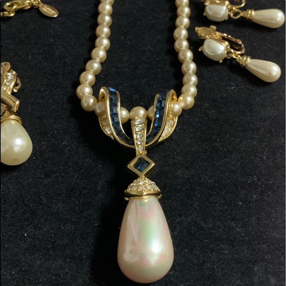 Vintage Nolan Miller Sapphire Pearl Pendant Loy